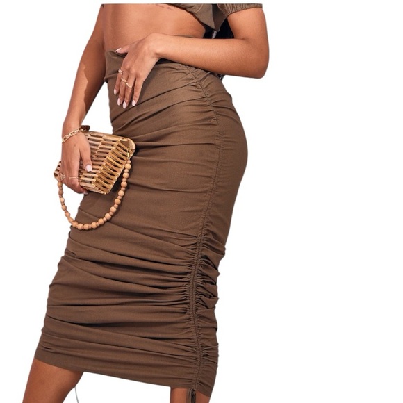 Khaki Woven Linen Look Extreme Ruched Tie Hem Midaxi Skirt - Picture 5 of 5